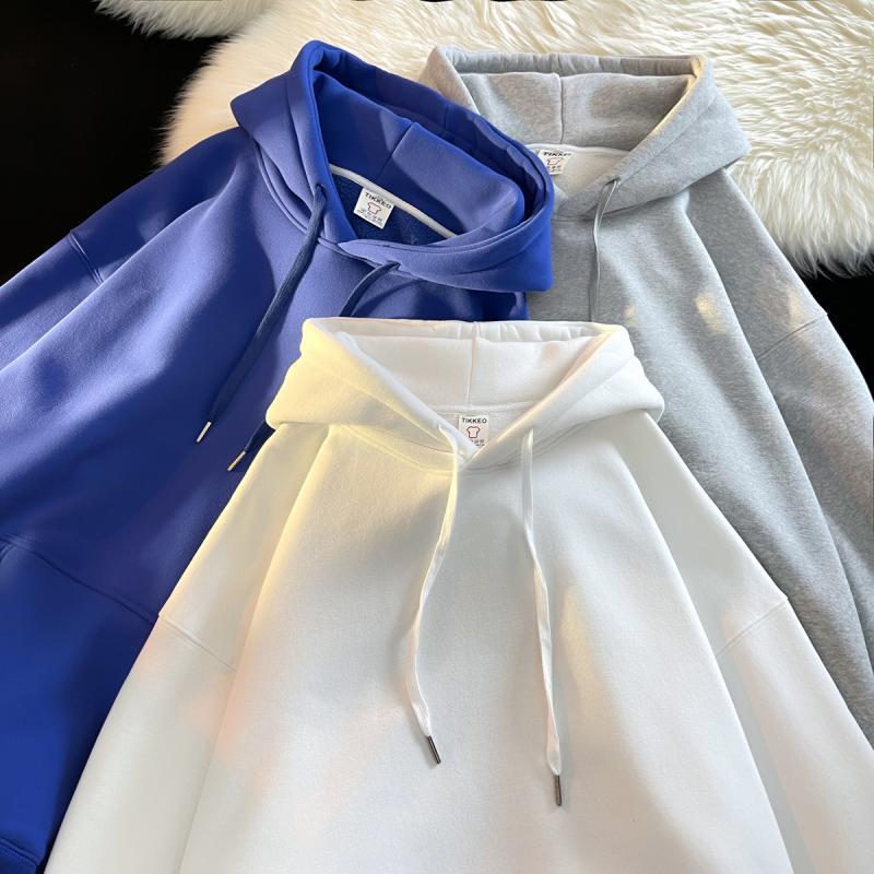 A highly anticipated solid-color sweatshirt for men