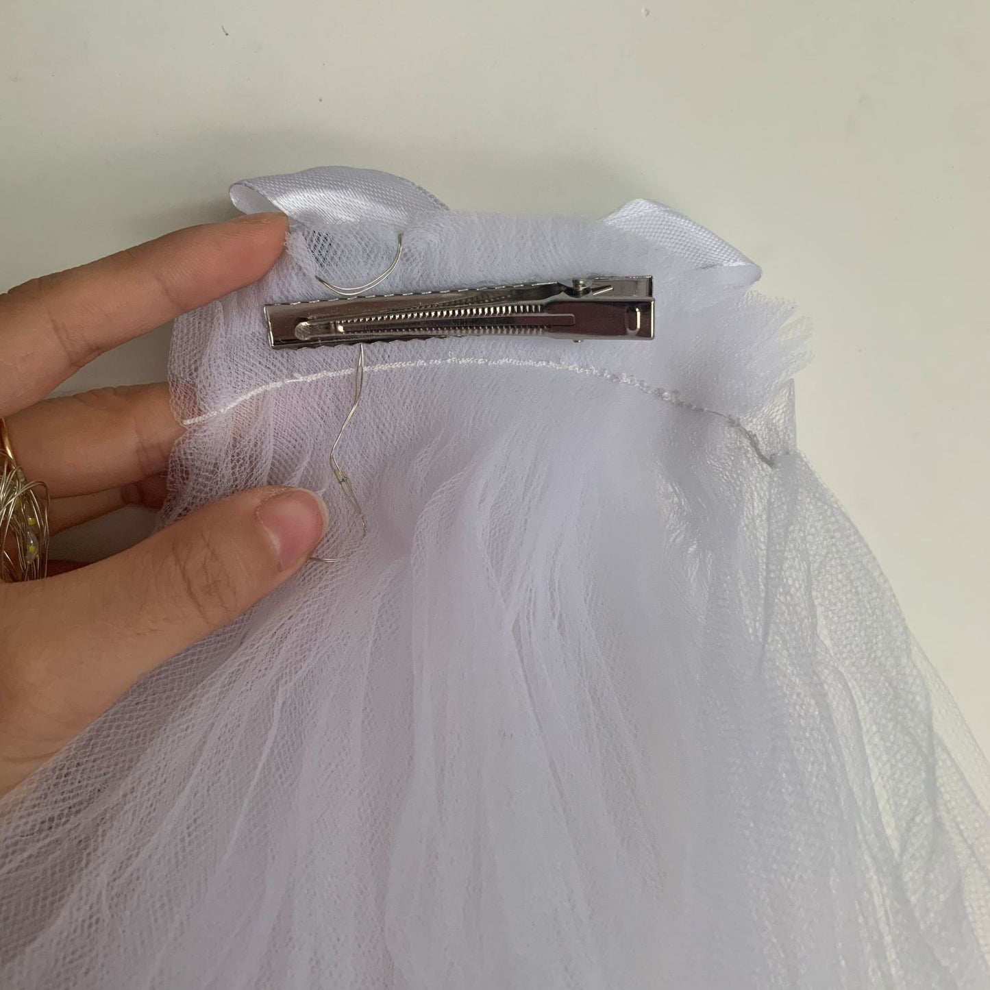 LED Light-Up Wedding Veil with Hair Clip for Women and Kids