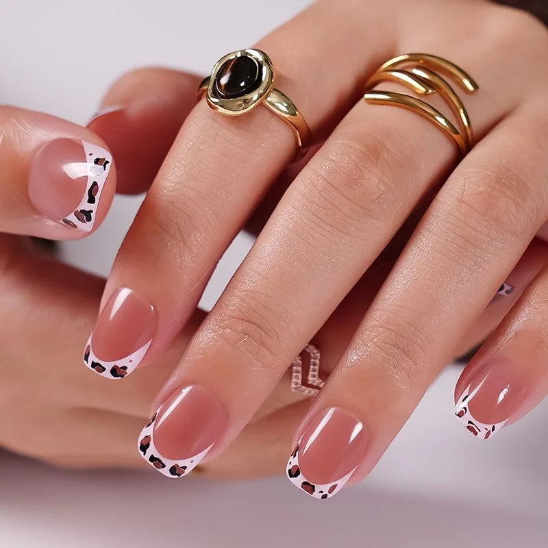 24pcs Wearable Nails Patch With Adhesive Kit Silver Black Leopard Print Edge Solid Color False Nail Manicure Art Gift Removable