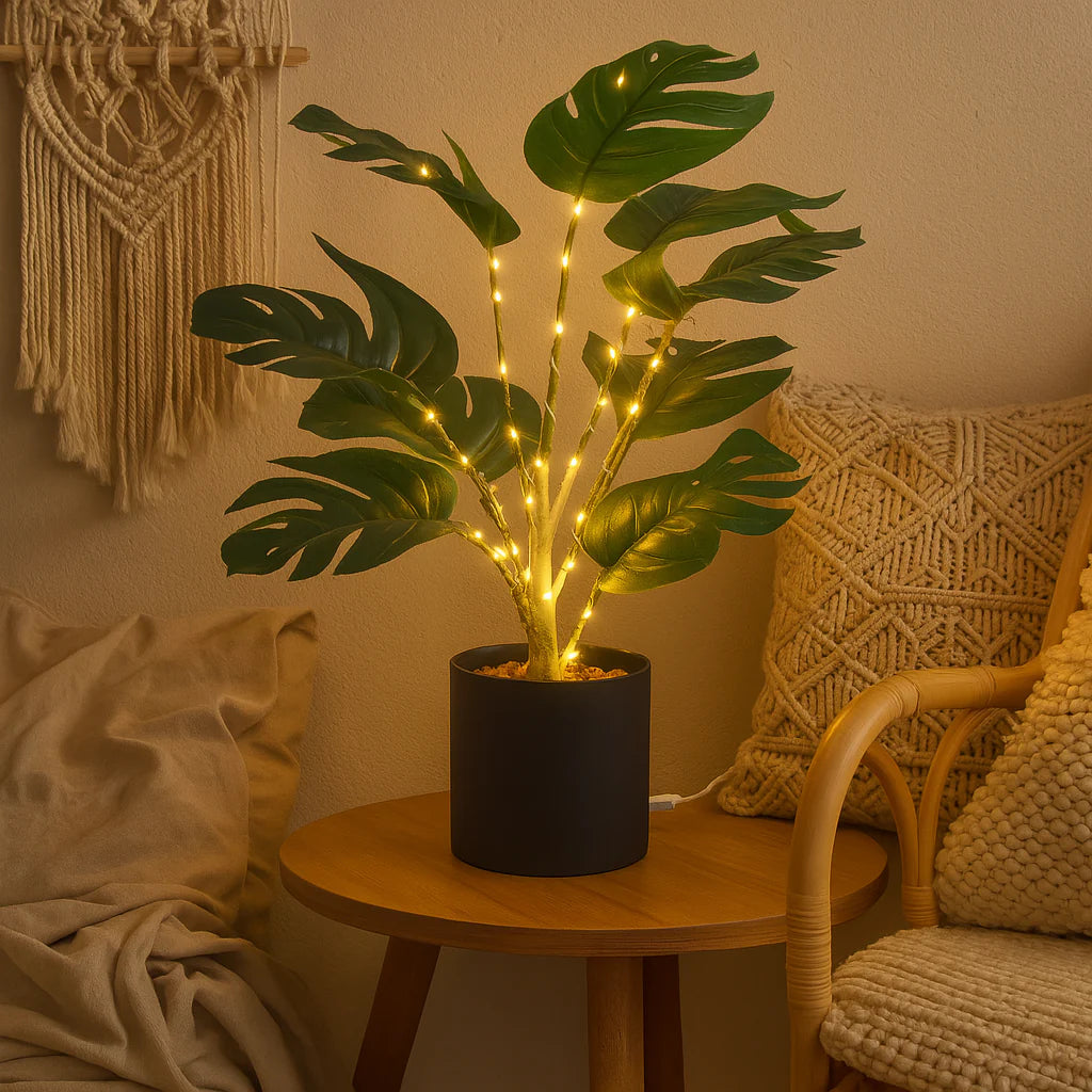 Simulation Monstera with Fairy Light